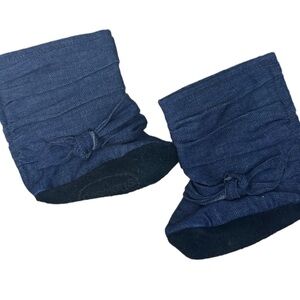 Gracious May Denim Baby Booties. Size 6/12 Months. Great Condition. Walkers